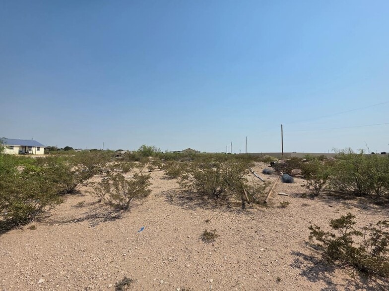 3703 S Janice St, Monahans, TX for sale - Building Photo - Image 2 of 22