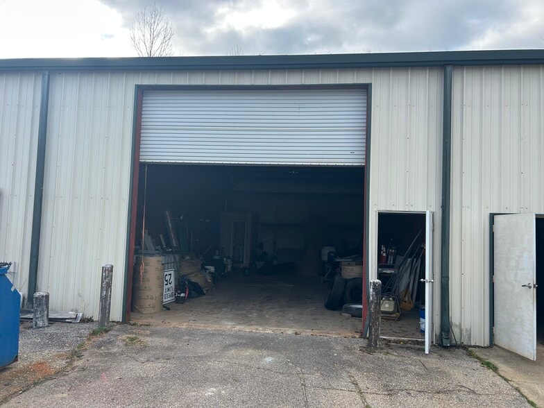 9652 Milton Jones Rd, Daphne, AL for lease - Building Photo - Image 2 of 7