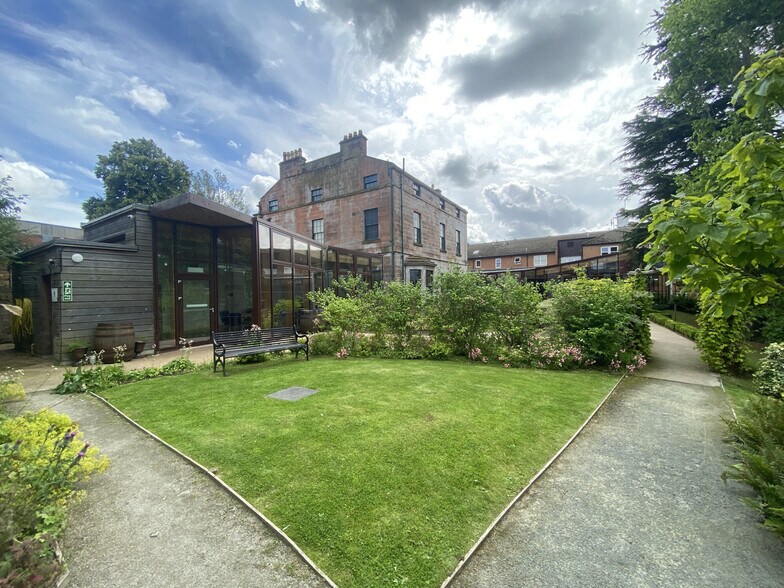 101 George, Dumfries à louer - Photo du bâtiment - Image 3 de 16