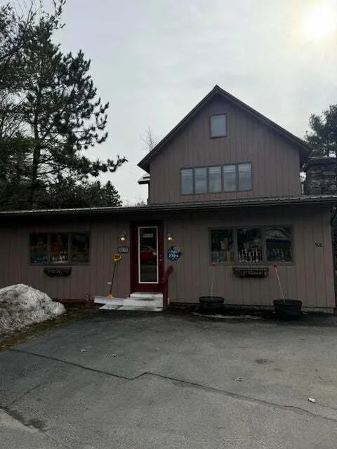 506 Lake Flower Ave, Saranac Lake, NY for sale Primary Photo- Image 1 of 8