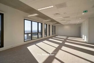 Plus de détails pour Bureau à louer