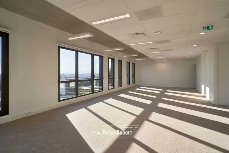 Bureau dans Dardilly à louer Photo intérieure- Image 1 de 17