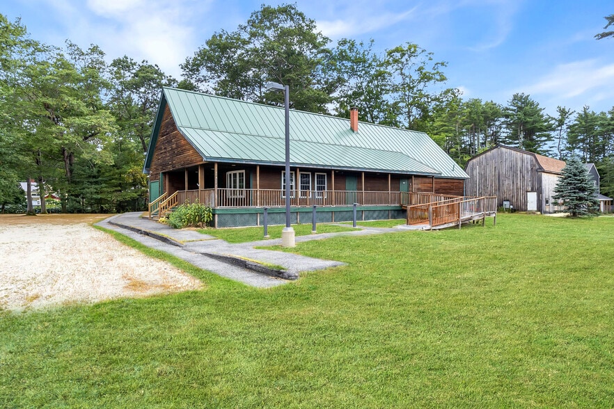 204 Gray Rd, Cumberland, ME for sale - Building Photo - Image 3 of 36