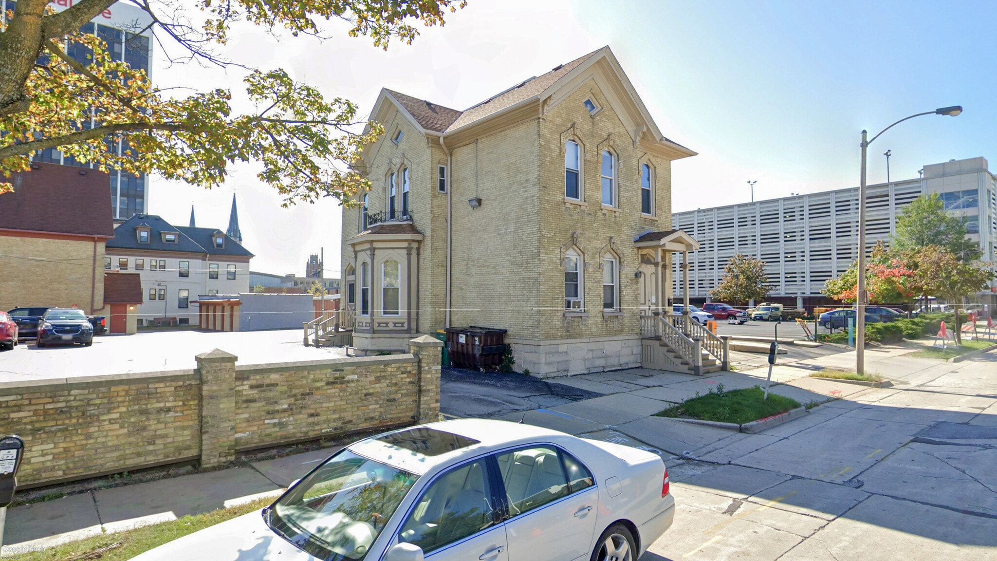 1119 W Kilbourn Ave, Milwaukee, WI à vendre Photo principale- Image 1 de 2