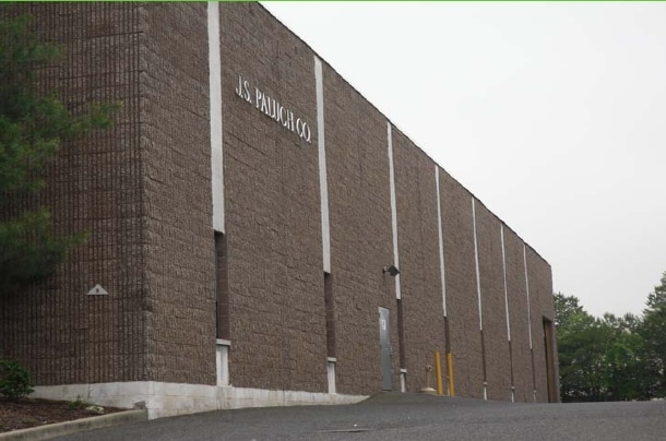 6 Alvin Ct, East Brunswick, NJ à louer - Photo du bâtiment - Image 3 de 5