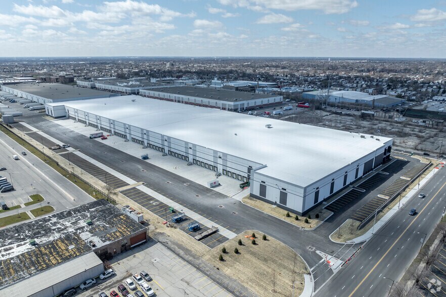 5301 W Roosevelt Rd, Cicero, IL à vendre - Aérien - Image 2 de 18