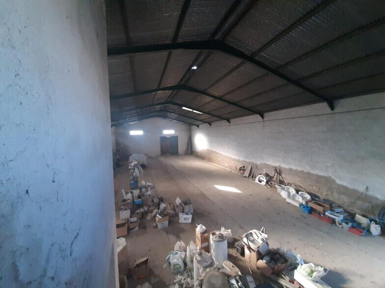 Industriel dans Malpartida de Cáceres à vendre - Photo du bâtiment - Image 3 de 8