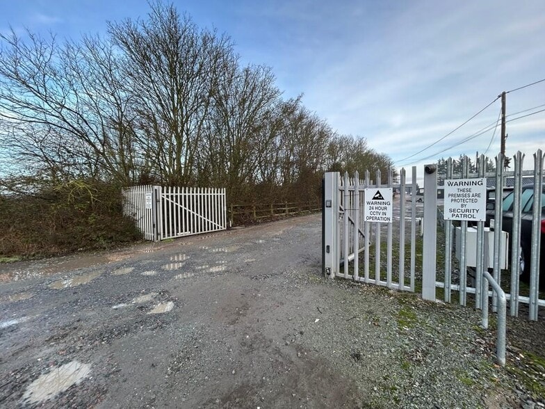 Arterial Rd, Wickford for sale - Building Photo - Image 3 of 9