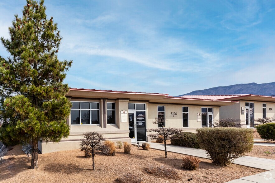8206 louisiana Blvd NE, Albuquerque, NM à louer - Photo du bâtiment - Image 2 de 15