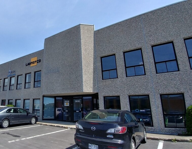 3539-3591 Rue Ashby, Saint-Laurent, QC à louer - Photo du bâtiment - Image 2 de 3