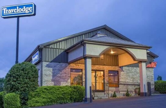 Plus de détails pour 140 Lithia Rd, Wytheville, VA - Services hôteliers à vendre