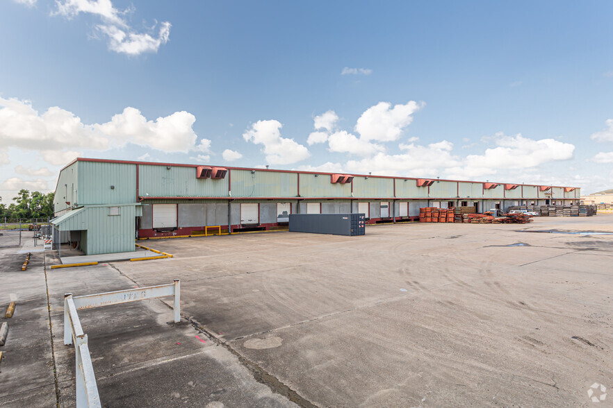 10057 W Airline Hwy, Saint Rose, LA for sale - Primary Photo - Image 1 of 1