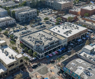 Plus de détails pour 220 E 4th St, Santa Ana, CA - Commerce de détail à louer