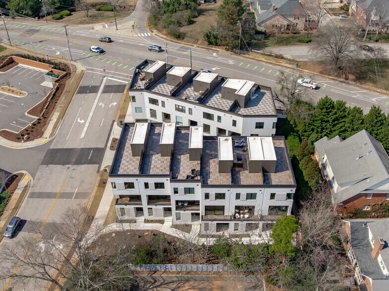 Oberlin Heights | 6-Townhome Portfolio portfolio of 1 properties for sale on LoopNet.ca - Building Photo - Image 3 of 55