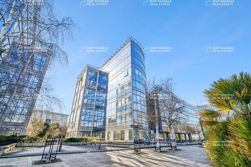 Office in Villepinte for sale - Building Photo - Image 1 of 13