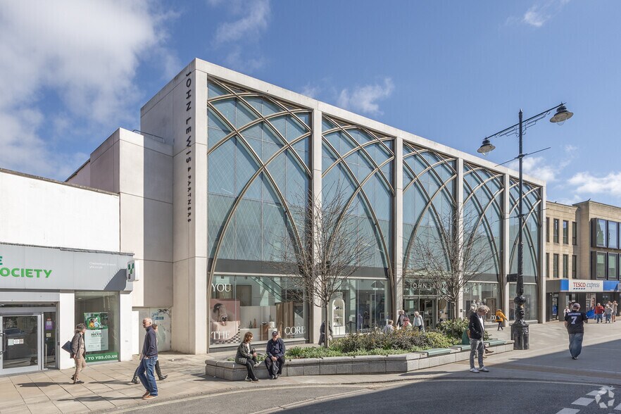 123 High St, Cheltenham à louer - Photo du bâtiment - Image 3 de 4