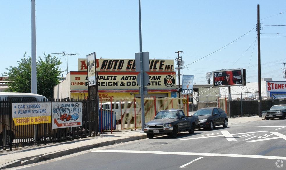 7451 Coldwater Canyon, North Hollywood, CA for sale - Building Photo - Image 2 of 6