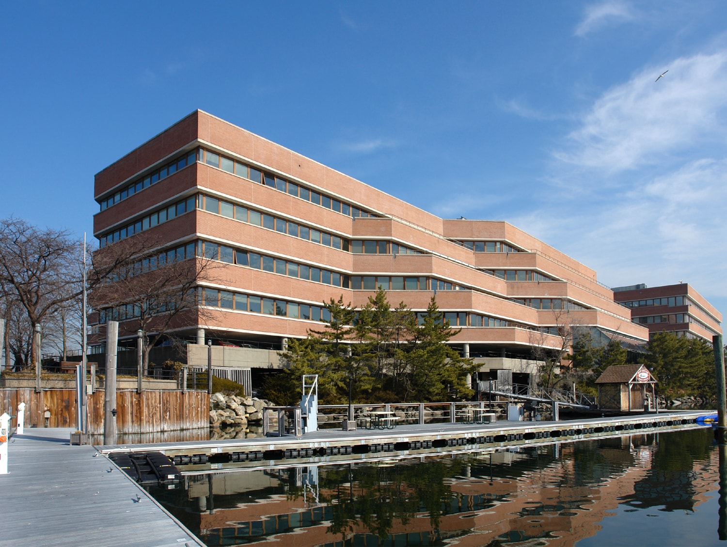 208 Harbor Dr, Stamford, CT à louer Photo principale- Image 1 de 16