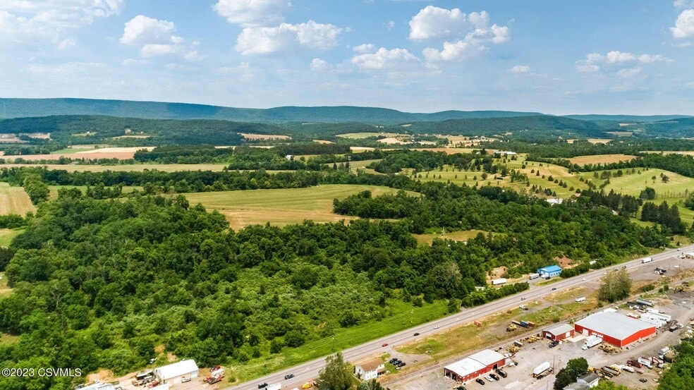 Columbia Blvd, Bloomsburg, PA à vendre - Photo principale - Image 1 de 11
