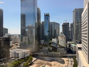 701 Brickell Ave, Miami, FL à louer Photo intérieure- Image 2 de 4