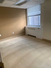 1528 Walnut St, Philadelphia, PA à louer Photo intérieure- Image 2 de 8