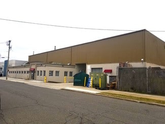 Plus de détails pour 131 Liberty Ave, Mineola, NY - Industriel à vendre