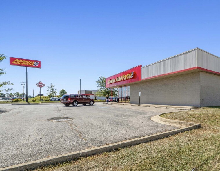 228 Mansfield Ave, Shelby, OH à vendre - Photo du bâtiment - Image 2 de 5