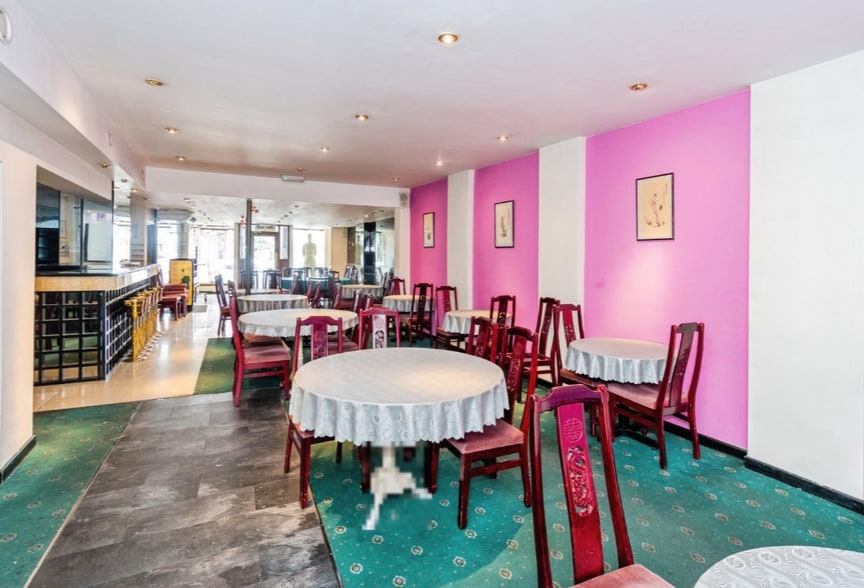 18 High Street, Lyndhurst for sale - Interior Photo - Image 3 of 6