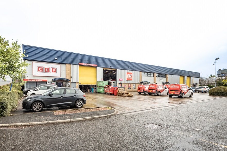 Harper Rd, Manchester for lease - Building Photo - Image 1 of 2