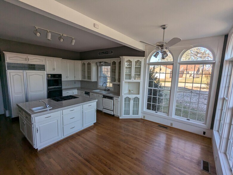 4059 Lowry Rd, Goode, VA à vendre - Photo intérieure - Image 3 de 12