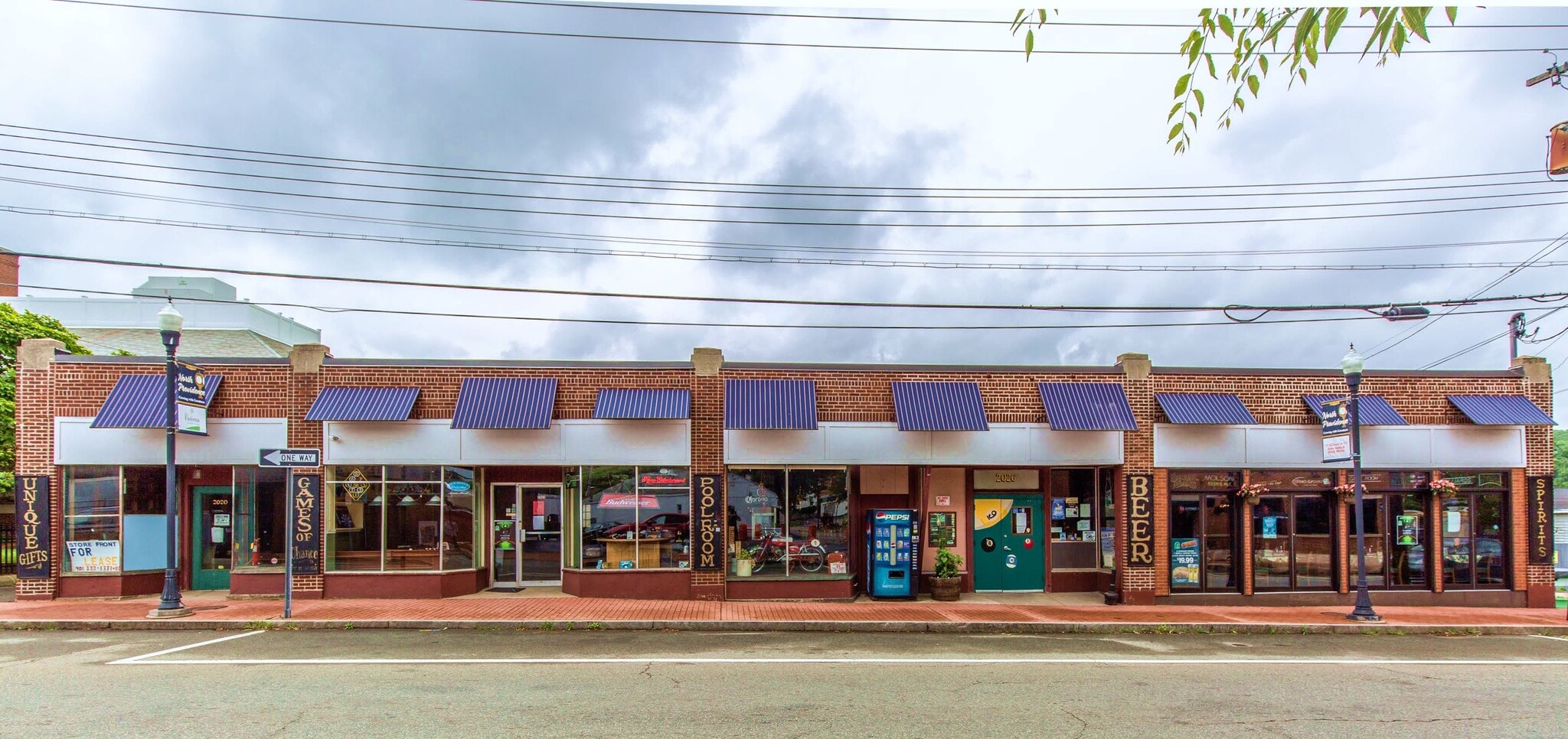 2020-2026 Smith St, North Providence, RI for sale Primary Photo- Image 1 of 11