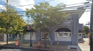Plus de détails pour 100 W Main St, East Islip, NY - Bureau/Commerce de détail à louer