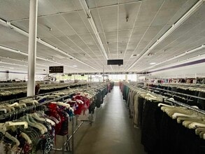 3150 Highway 5, Douglasville, GA à vendre Photo intérieure- Image 2 de 5