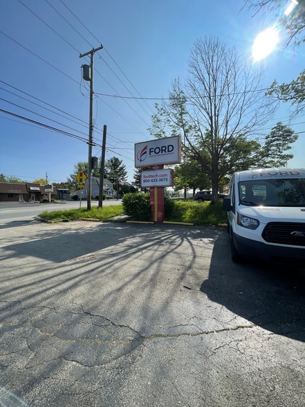 1920 E State St, Hermitage, PA for lease - Building Photo - Image 3 of 10