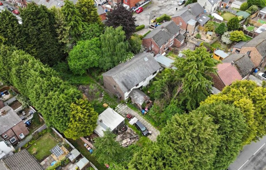 202 Swinton Hall Rd, Manchester à vendre - Photo du bâtiment - Image 3 de 5