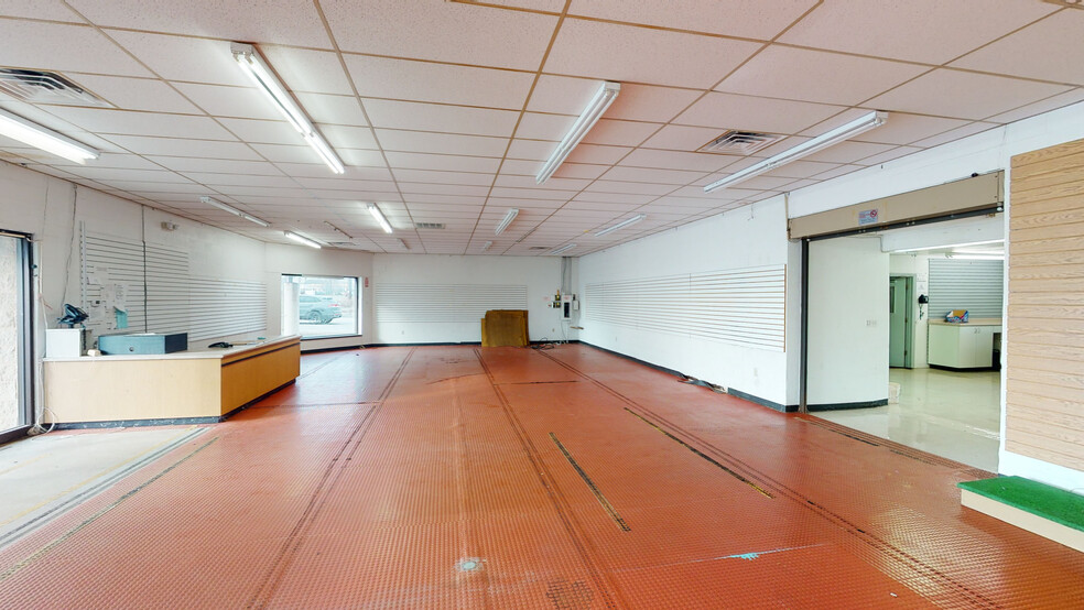 7375 South Ave, Youngstown, OH for lease - Interior Photo - Image 3 of 14