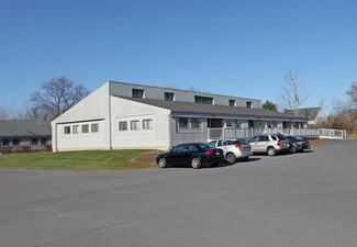 Plus de détails pour 7521-7523 Morgan Rd, Bayberry, NY - Bureau à louer