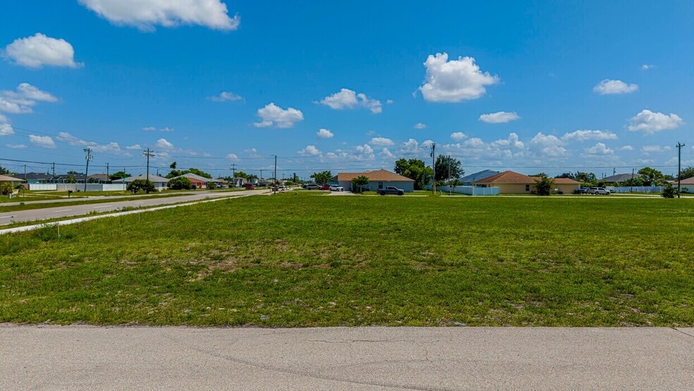 801 NE 8th Ter, Cape Coral, FL for sale - Aerial - Image 2 of 2