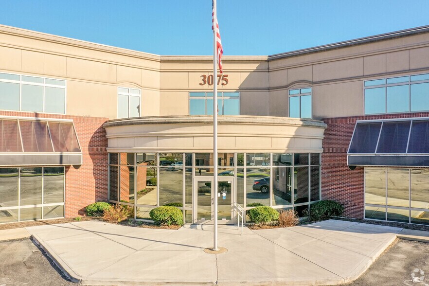 3075 Governors Place Blvd, Dayton, OH à vendre - Photo du bâtiment - Image 3 de 14