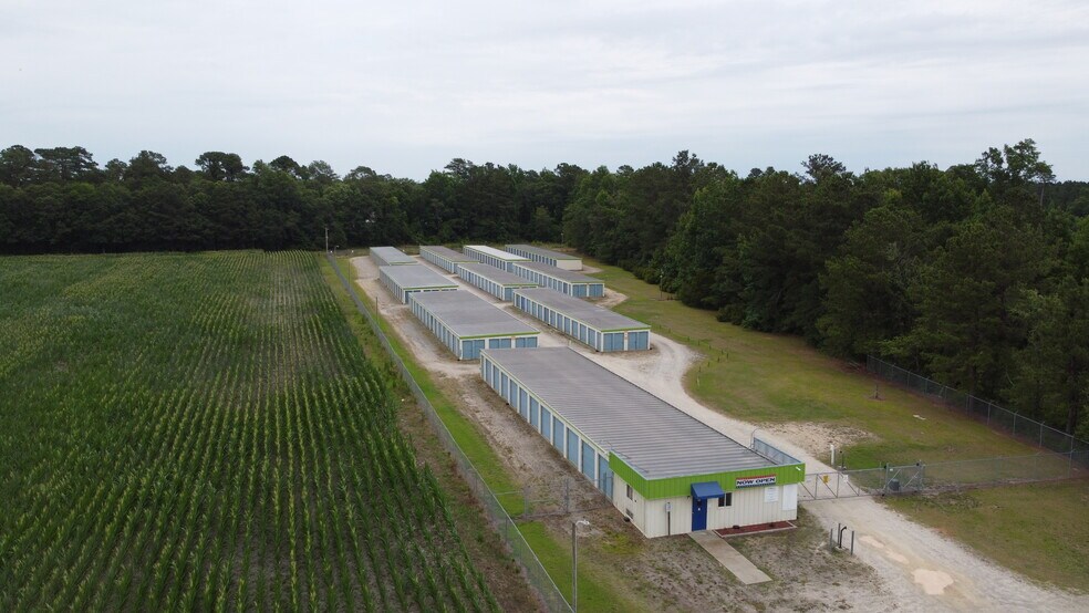 1600 Starlite Dr, Lumberton, NC à vendre - Photo du bâtiment - Image 3 de 4