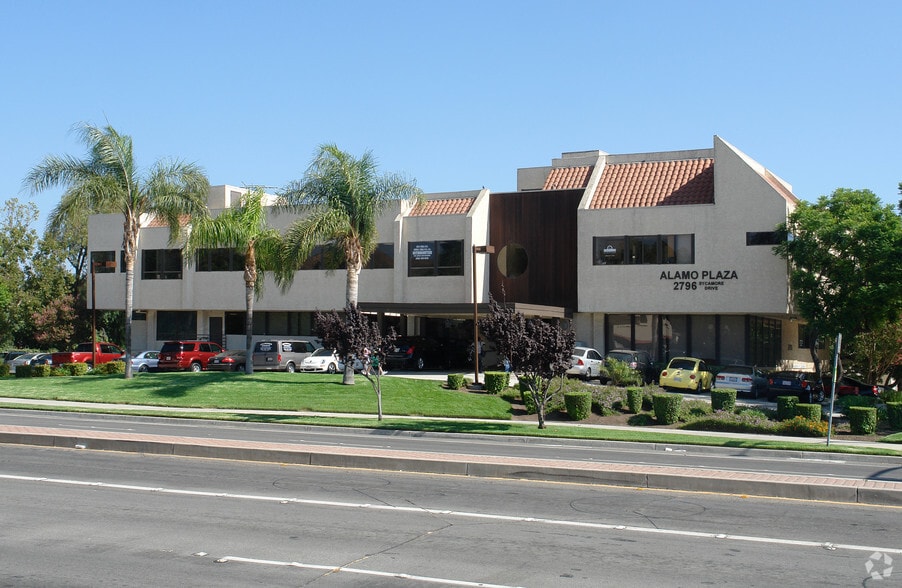 2796 Sycamore Dr, Simi Valley, CA for lease - Primary Photo - Image 2 of 2