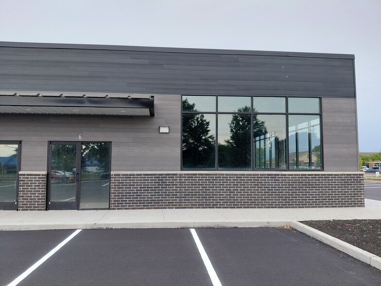3749 Landmark Dr, Lafayette, IN for lease - Building Photo - Image 3 of 7
