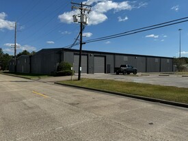 2070 Gulf St, Beaumont TX - Warehouse