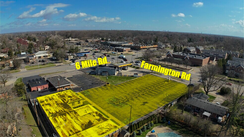 16975-16991 Farmington Rd, Livonia, MI à louer - Photo du bâtiment - Image 2 de 8