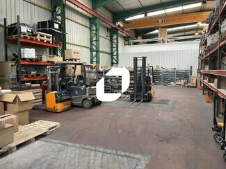 Plus de détails pour Bureau, Local d'activités à louer