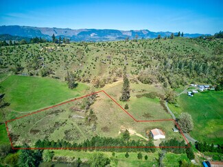 Plus de détails pour 0 San Souci Dr, Roseburg, OR - Terrain à vendre
