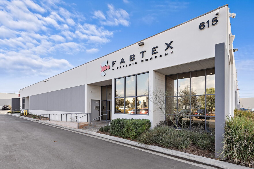 615-623 S State College Blvd, Fullerton, CA for sale - Building Photo - Image 1 of 32