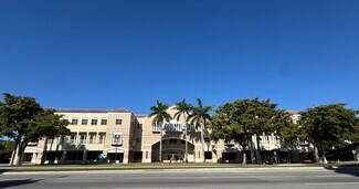 Plus de détails pour 15600 NW 67th Ave, Miami Lakes, FL - Bureau à louer