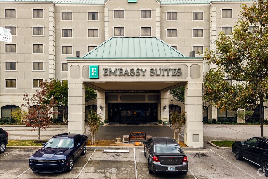 14021 Noel Rd, Dallas, TX for sale - Building Photo - Image 3 of 15