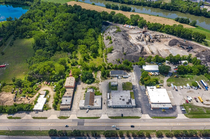 2075 Dryden Rd, Moraine, OH for lease - Building Photo - Image 2 of 3